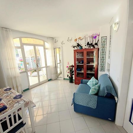 Appartamento Blue Line House Positano Esterno foto